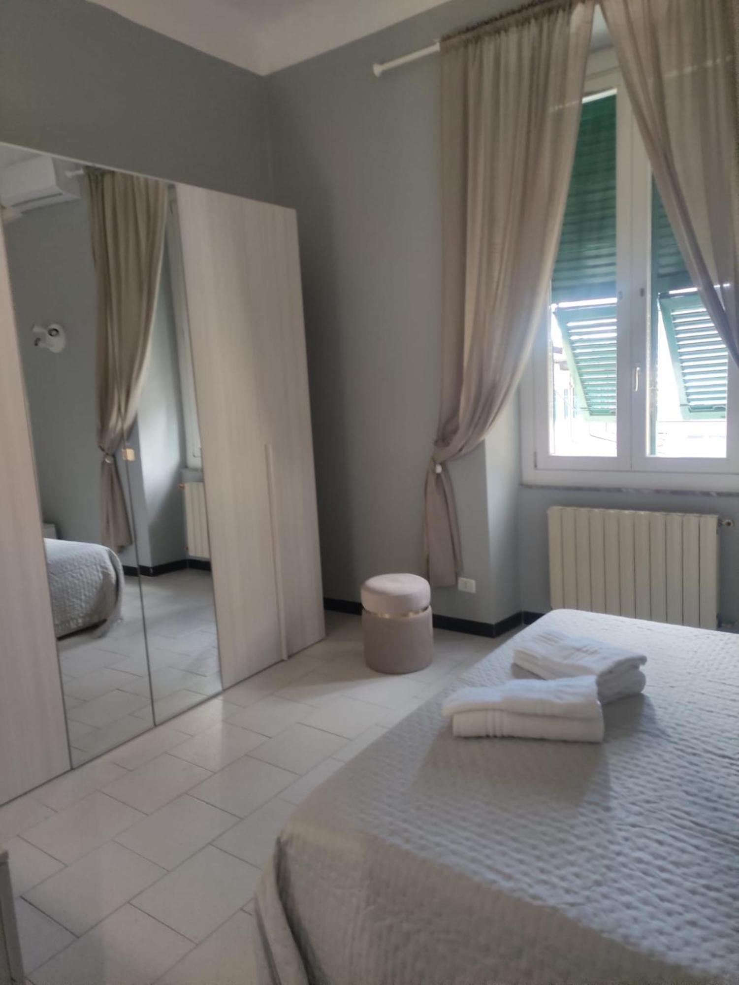 Traveller House Apartment La Spezia Bagian luar foto