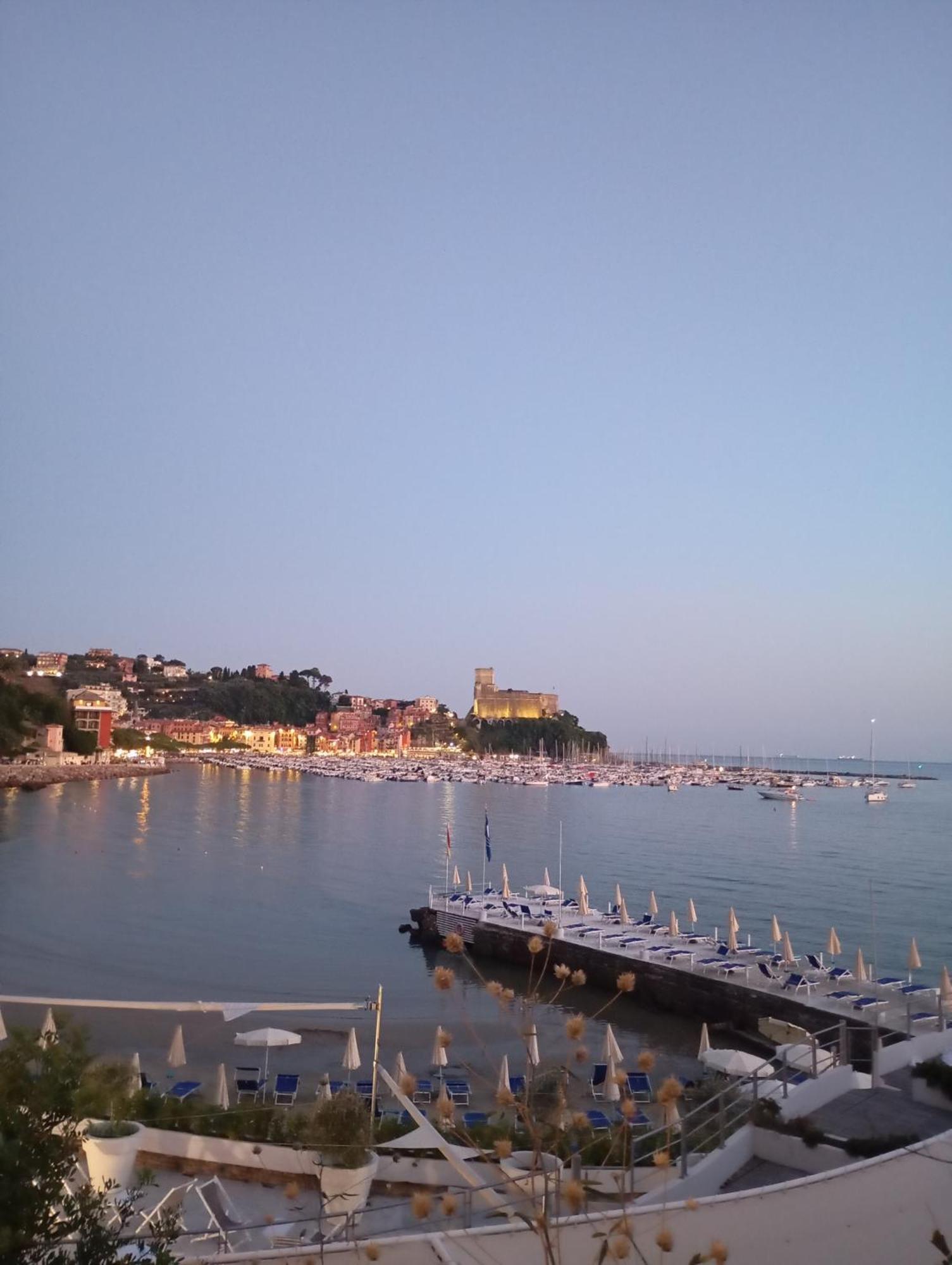 Traveller House Apartment La Spezia Bagian luar foto